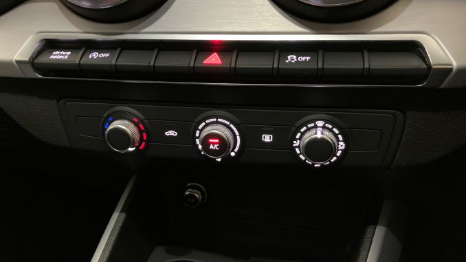 Audi Q2 30 TFSI 116 S Line 5dr Petrol Estate - Image 13